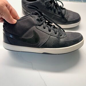 Boy’s Black Nike Sneakers